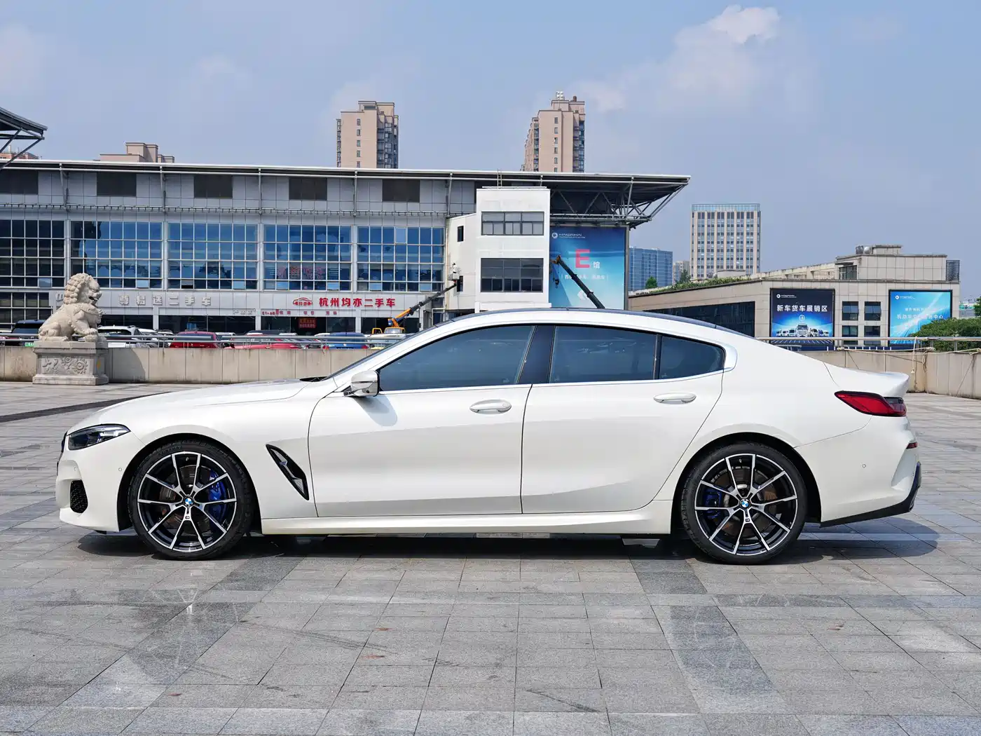 BMW 8 Series 2022 2021 840i xDrive 4-door Coupe M Sport Package