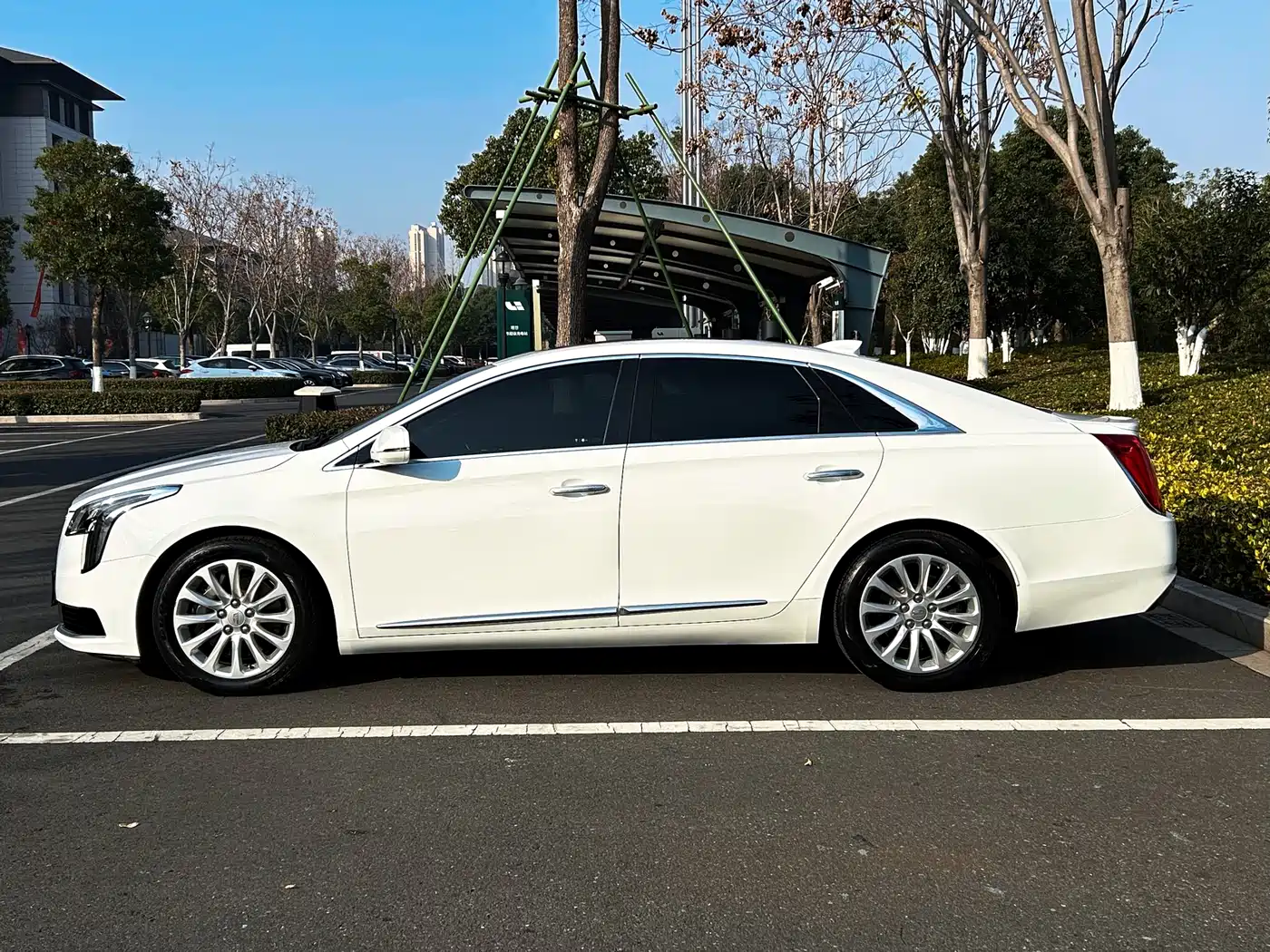 Cadillac XTS 2018 28T Technology фото 4