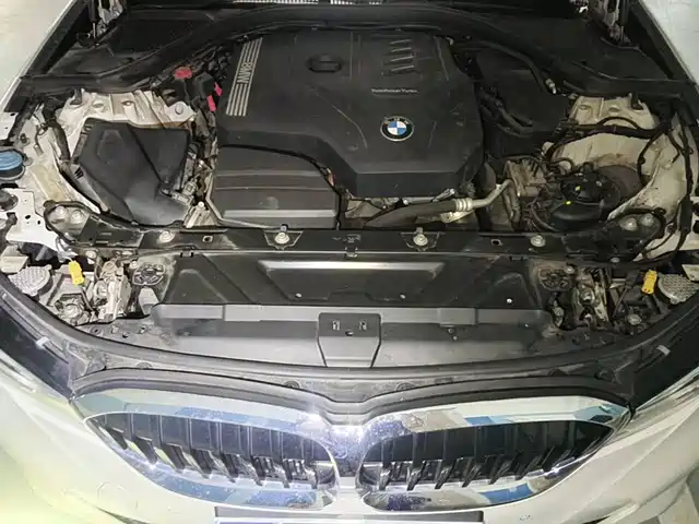 BMW 3 Series 2021 Facelift 325Li M Sport Package — фото 3
