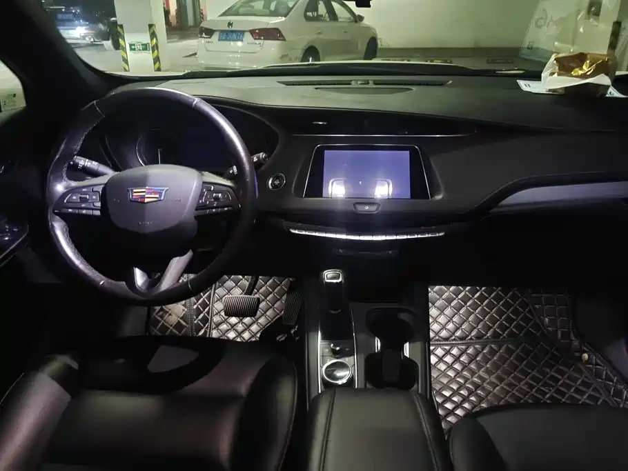Cadillac XT4 2019 2018 Model 28T 2WD Luxury