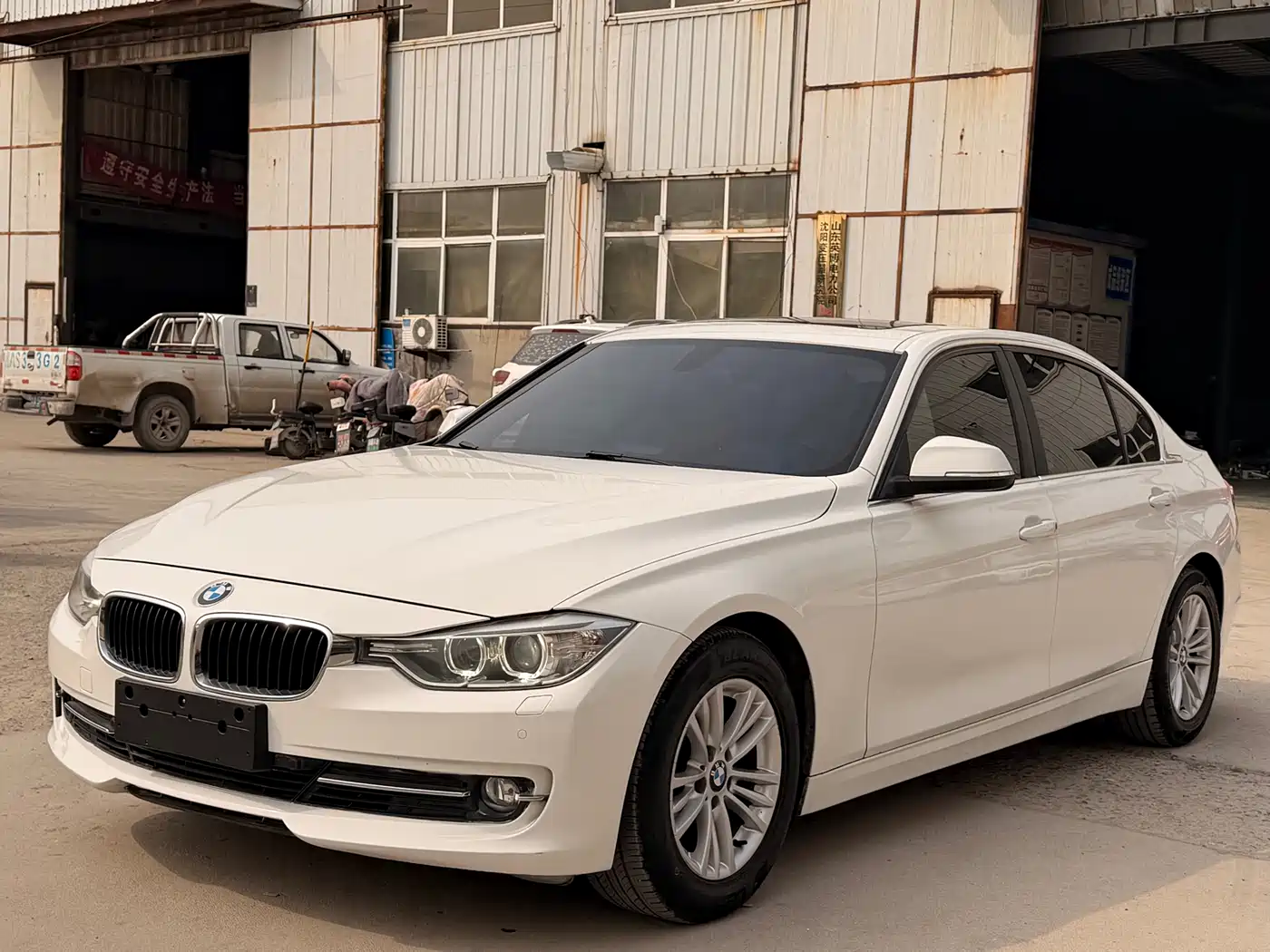 BMW 3 Series 2013 320Li Fashion Model