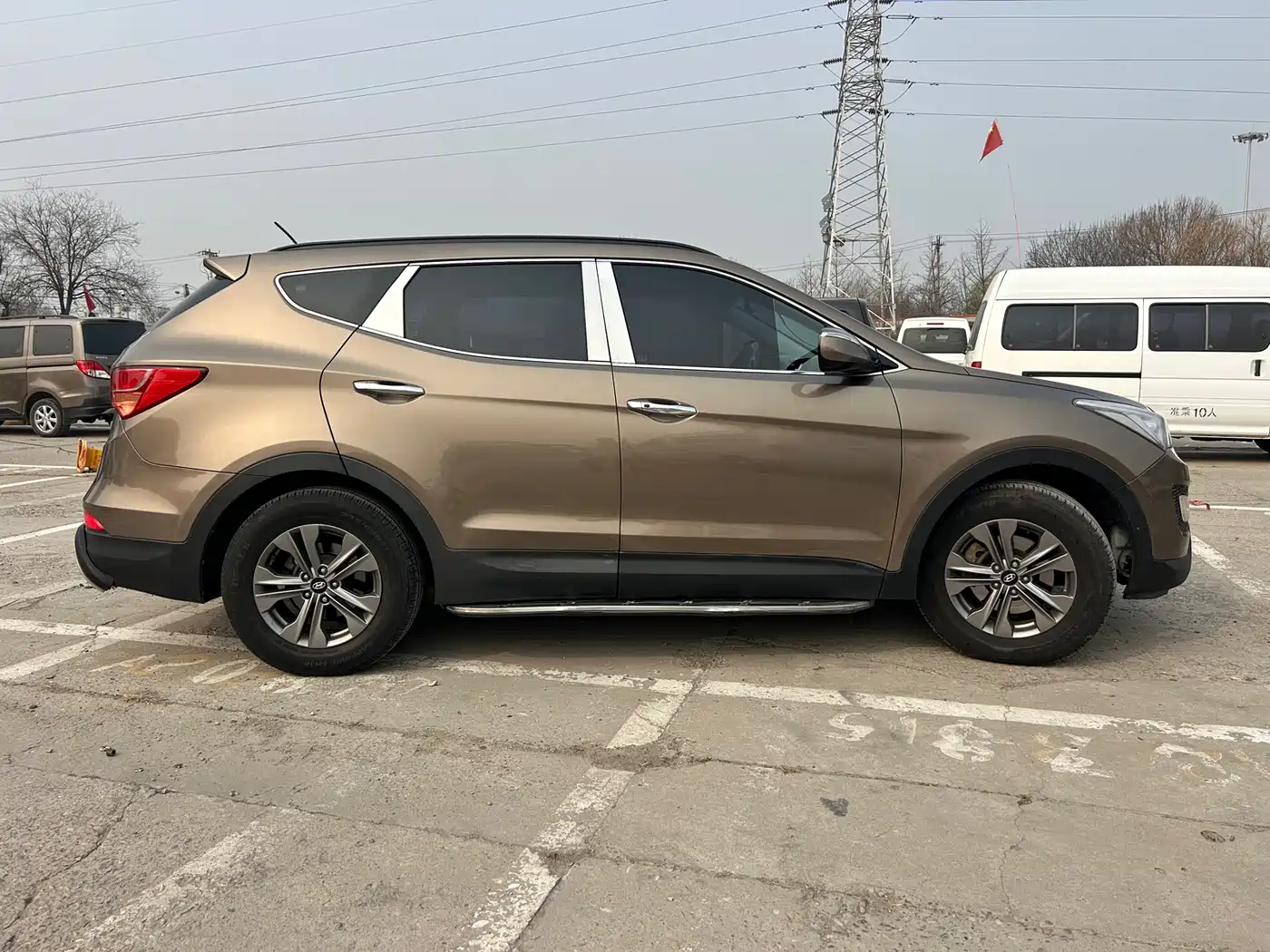 Hyundai Santa Fe 2013 Facelift 2.4L Automatic 4WD Smart фото 8