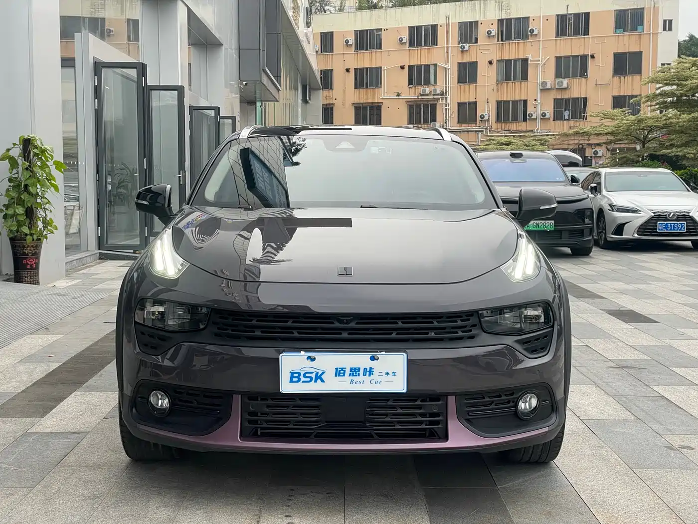 Lynk & Co 02 2021 2.0TD Automatic 2WD Power Champion Edition фото 2
