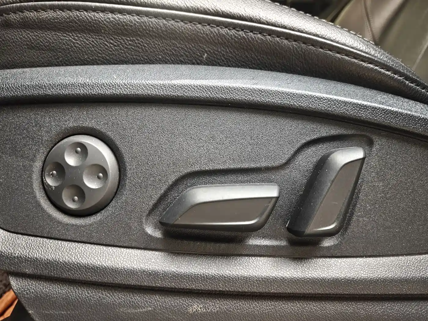 Audi Q5L 2020 40 TFSI Prestige Fashion фото 15