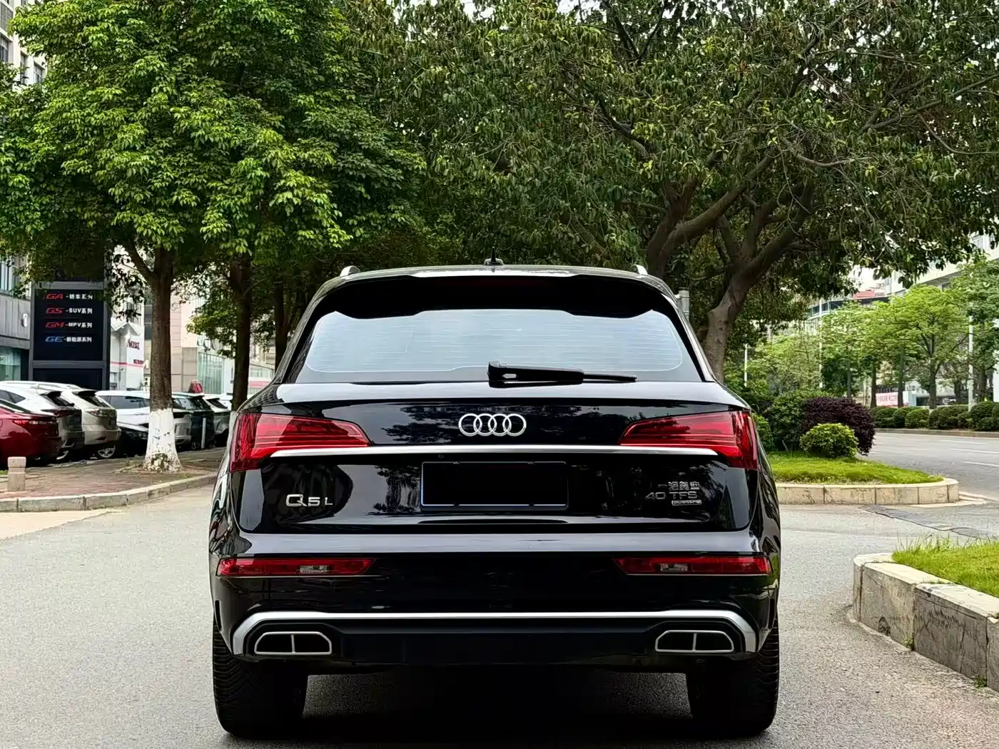 Audi Q5L 2022 40T Luxury Dynamic фото 8