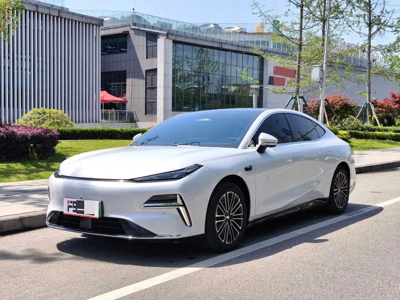 Geely Galaxy Galaxy Xingyao 8 2025 — пригон из Китая