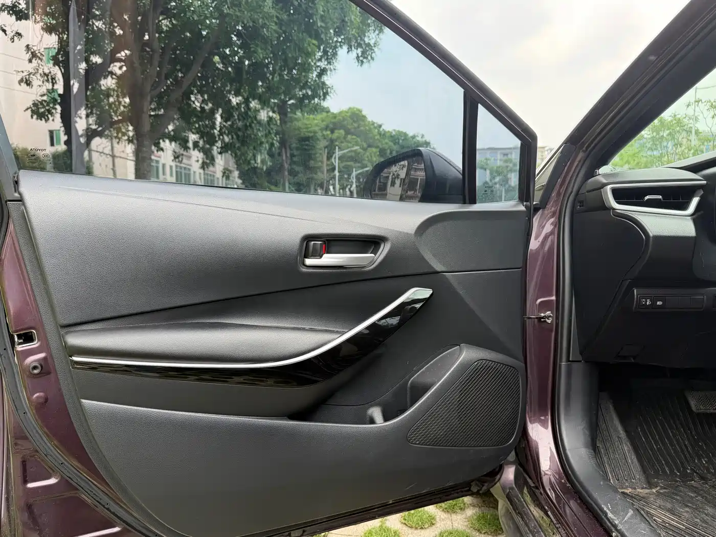 Toyota Levin 2019 Dual Engine 1.8H E-CVT Luxury Edition China V фото 10