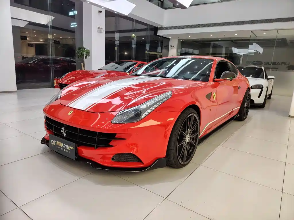 Photo 1 - Ferrari FF
