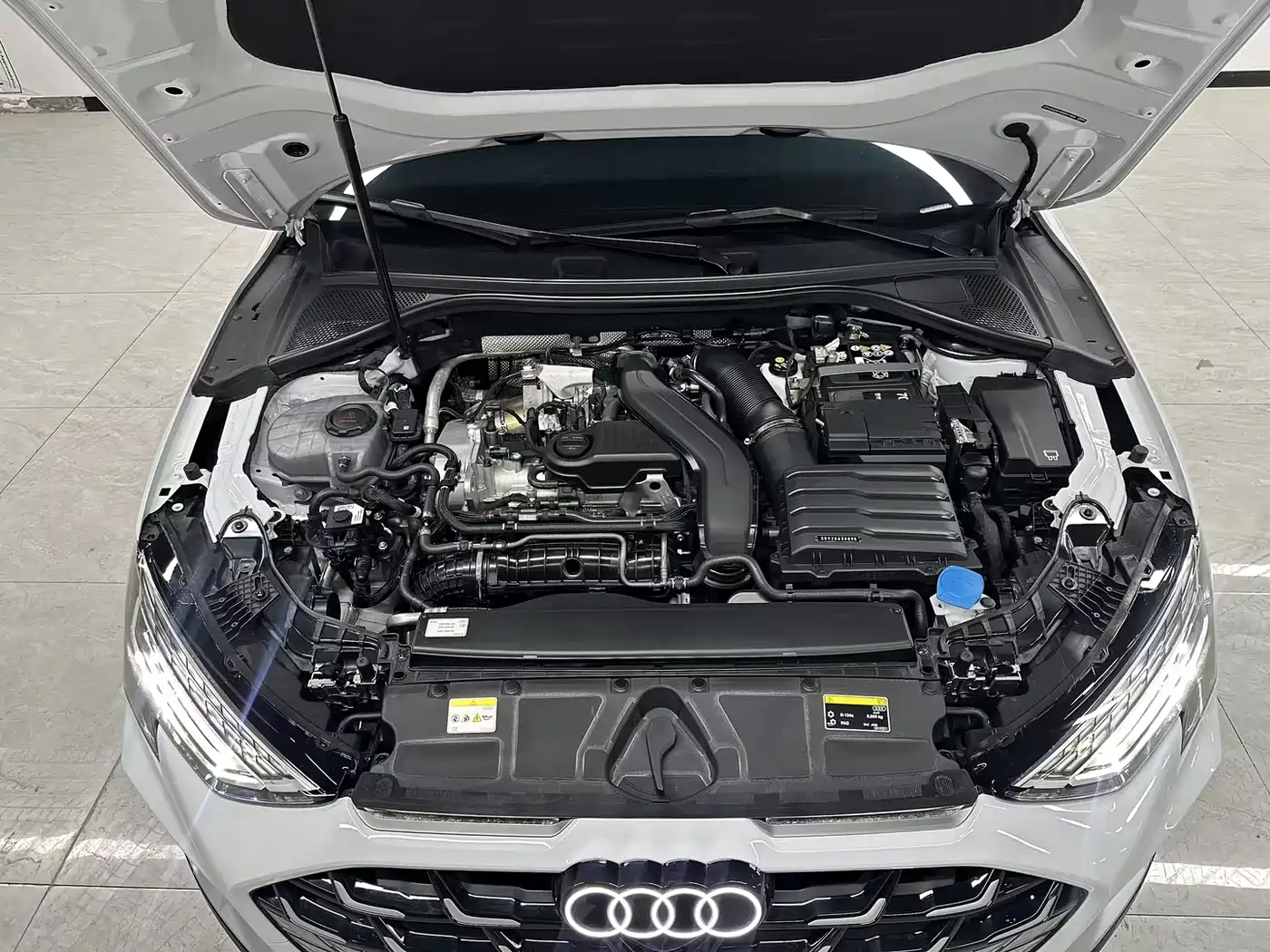 Audi A3 2025 Facelift A3L Limousine 35TFSI Flying Spur Premium фото 14
