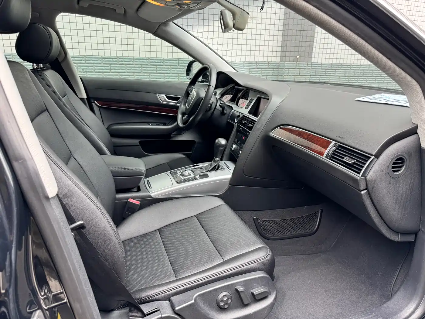 Audi A6L 2011 Model 2.0 TFSI Auto Standard фото 7