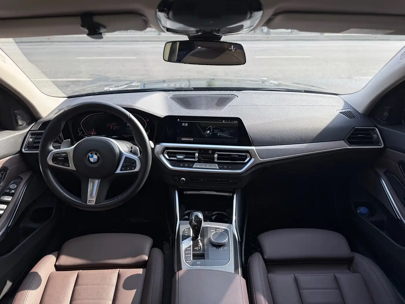 BMW 3 Series 2022 325Li M Sport Shadow Edition фото 12