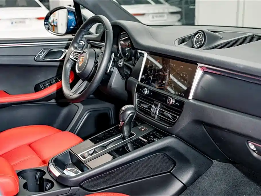 Porsche Macan 2023 Macan 2.0T фото 20