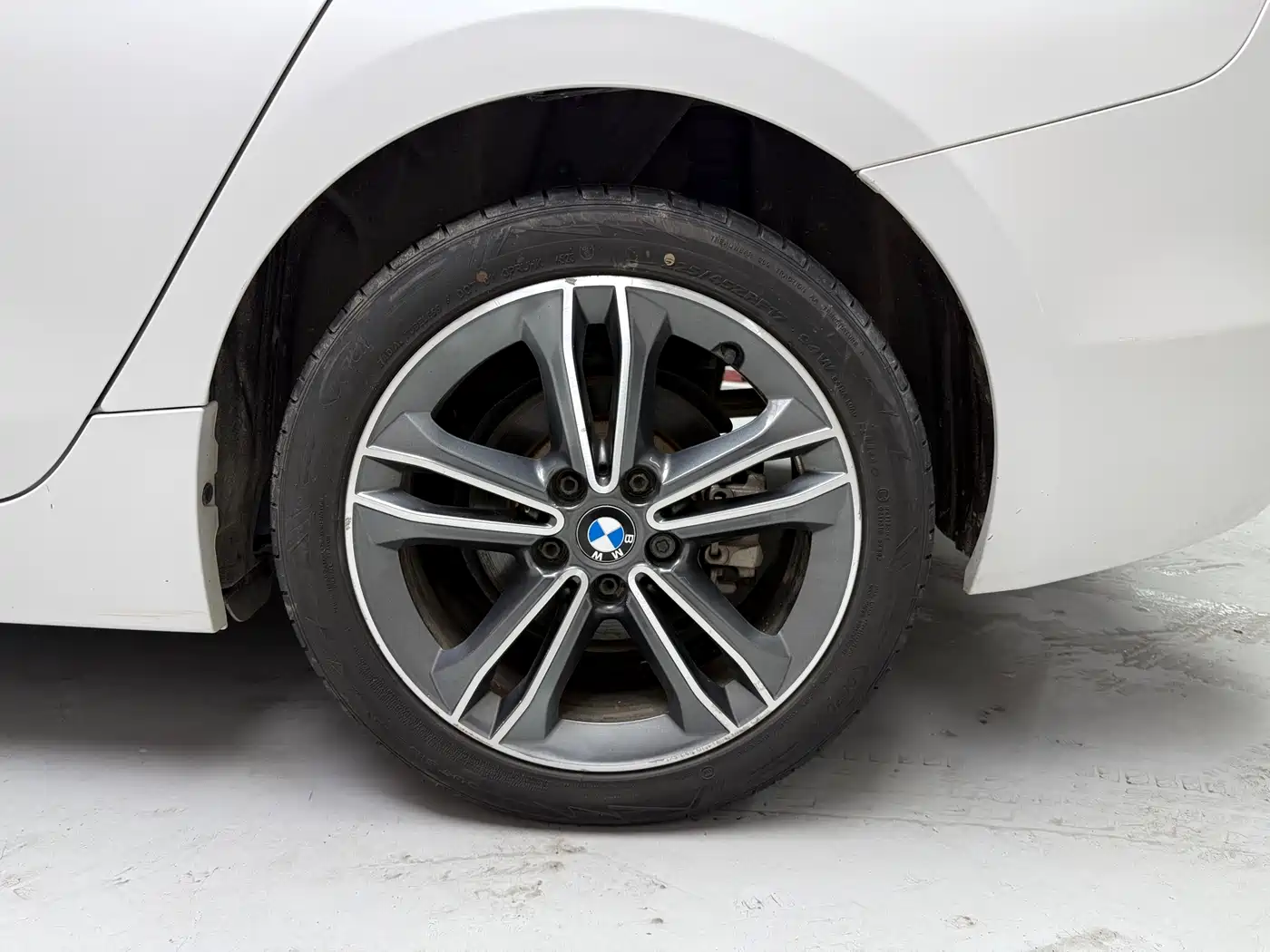 BMW 1 Series 2017 118i Sport фото 19