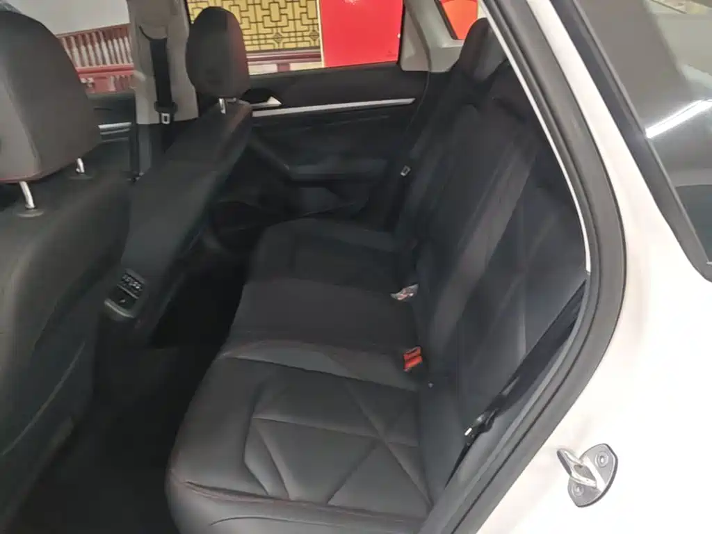 Photo 17 - Volkswagen Lavida