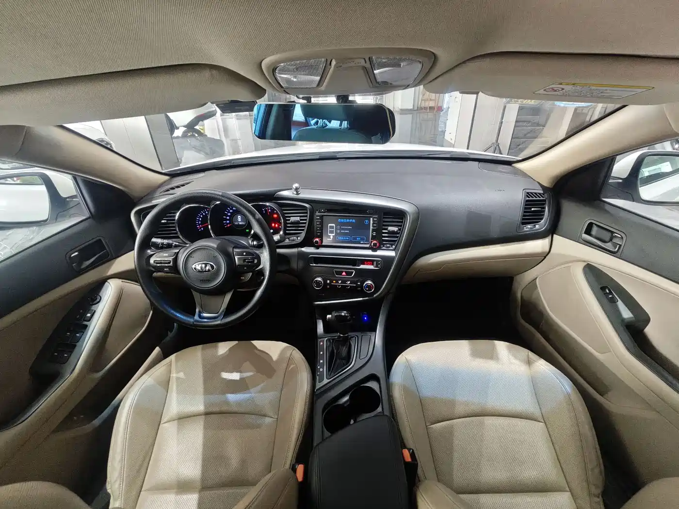Kia K5 2015 2.0L Automatic GL фото 7