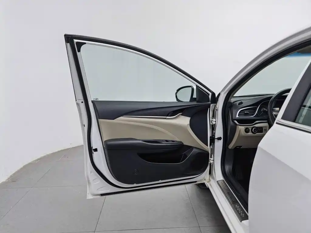 Фото 8 - Buick Excelle