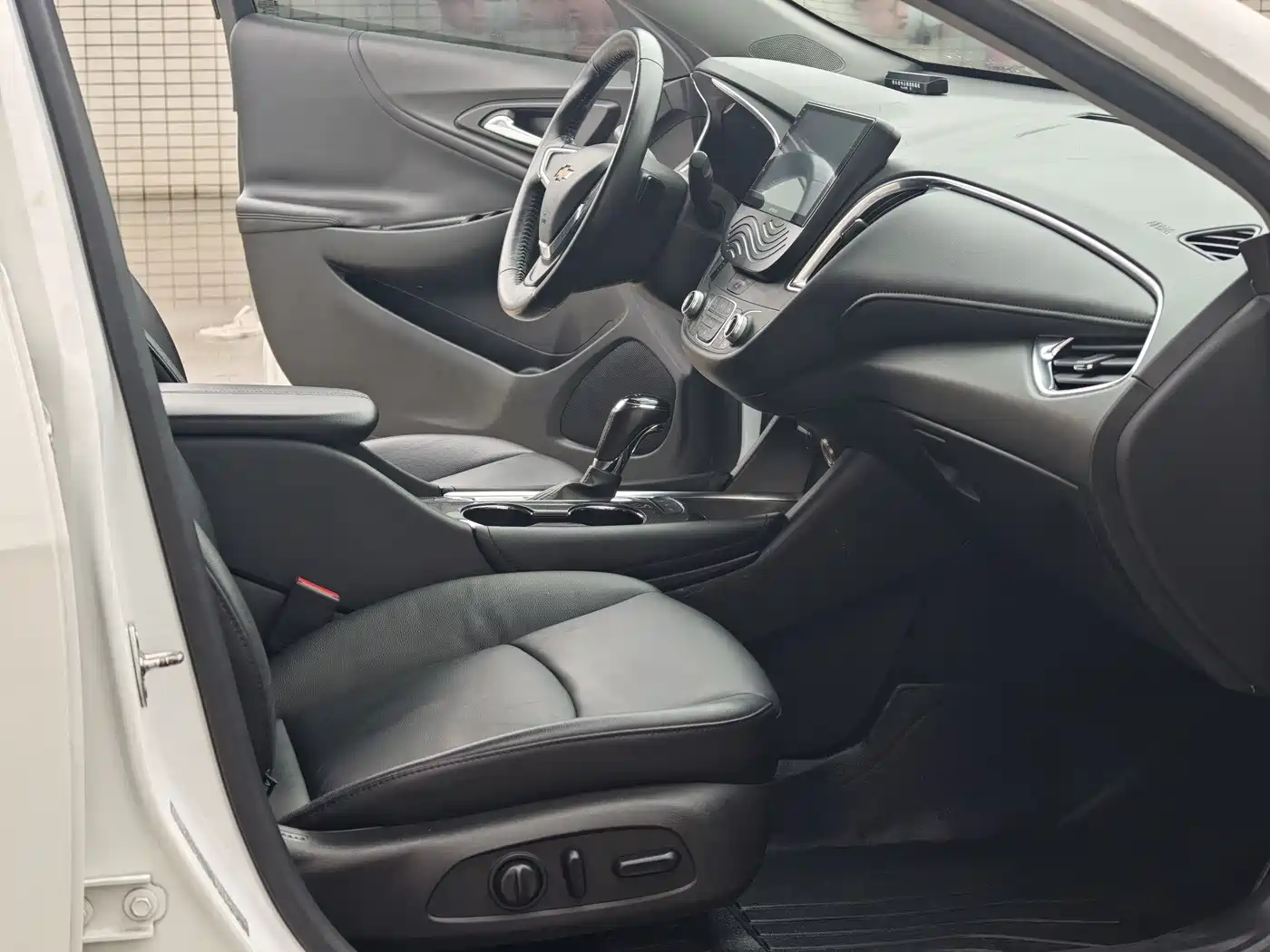 Chevrolet Malibu XL 2018 530T Auto RuiChi Edition фото 5
