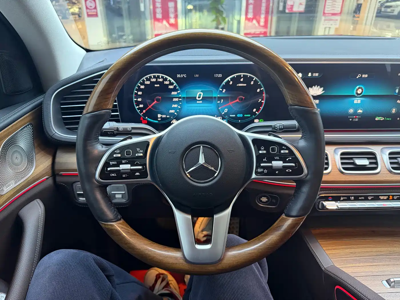 Mercedes-Benz GLS 2022 Second Facelift GLS 450 4MATIC Luxury фото 12