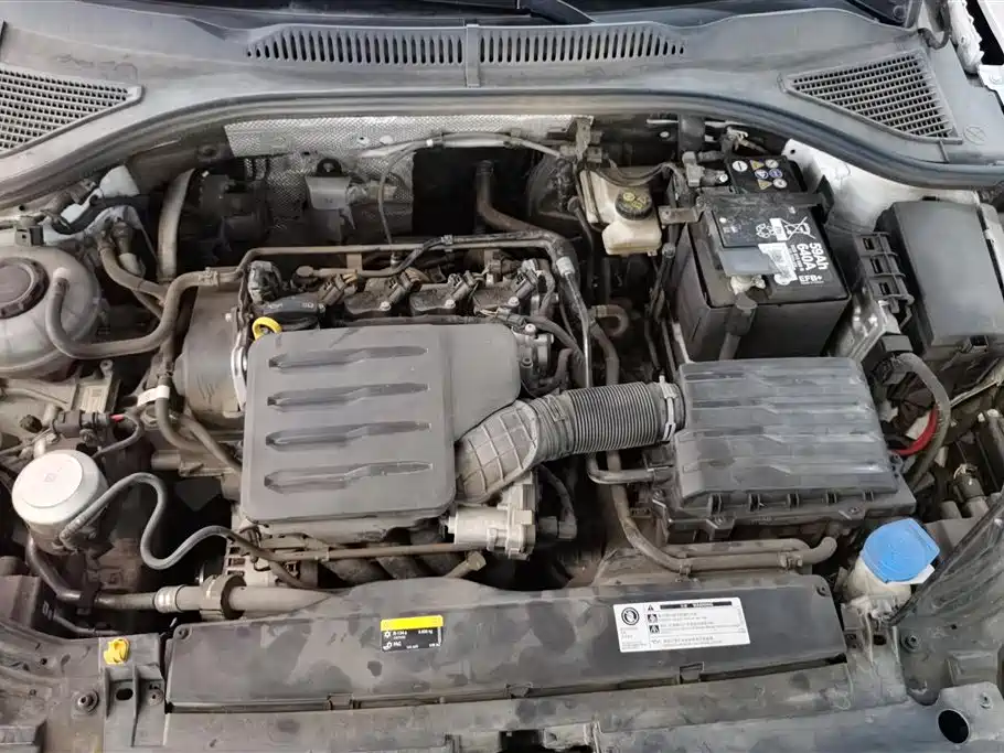 Volkswagen Lavida 2023 1.5L Automatic Starlight 5 Million Edition фото 10