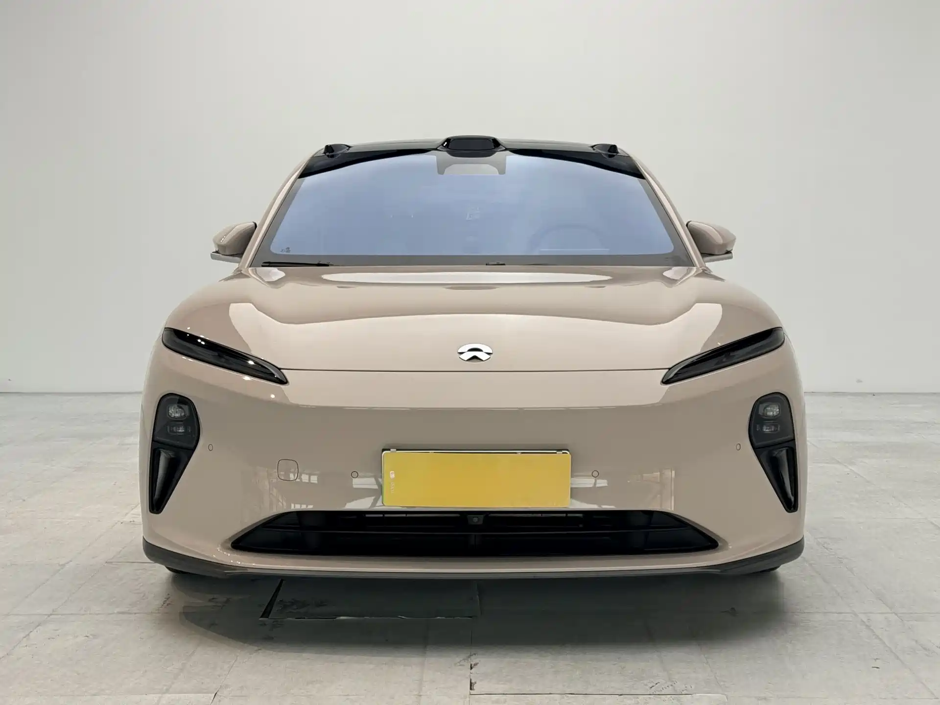 Фото 1 - NIO ET5