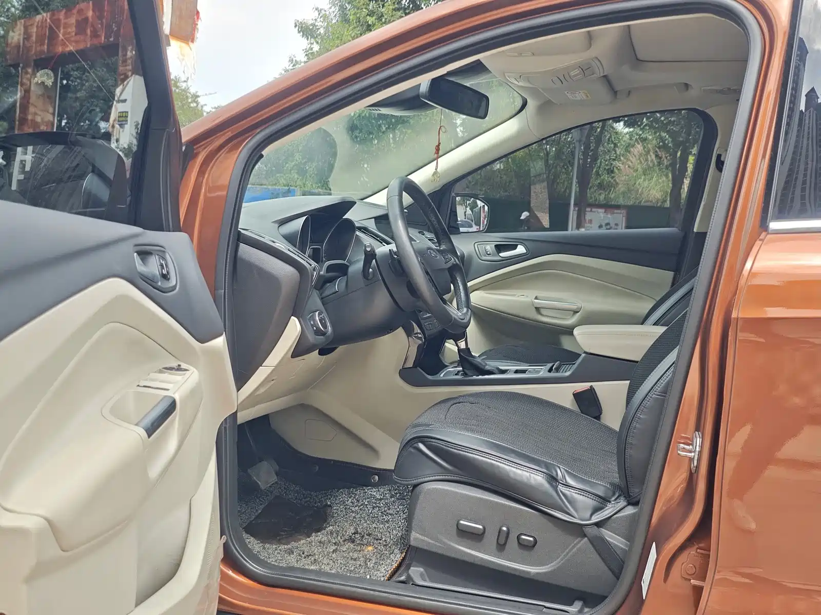 Photo 20 - Ford Kuga