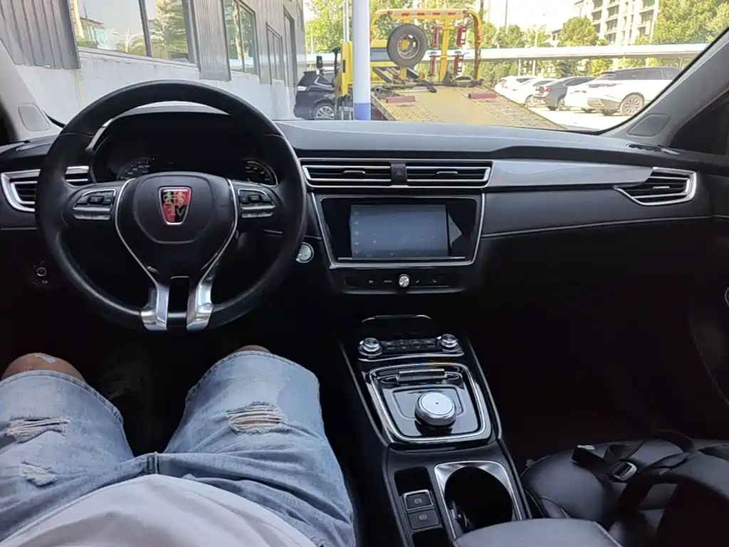 Roewe Ei5 2019 2019 Model Smart Connect Flagship Edition