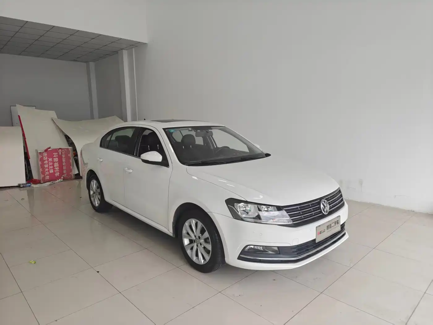 Фото 3 - Volkswagen Lavida