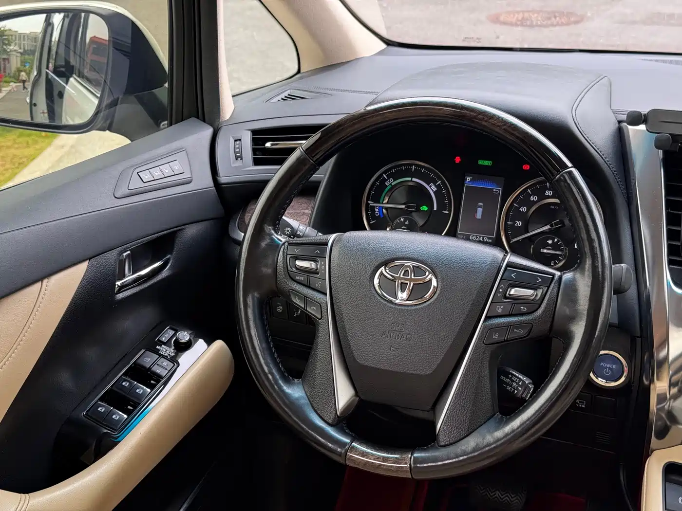 Toyota Alphard 2021 Hybrid 2.5L Premium фото 9