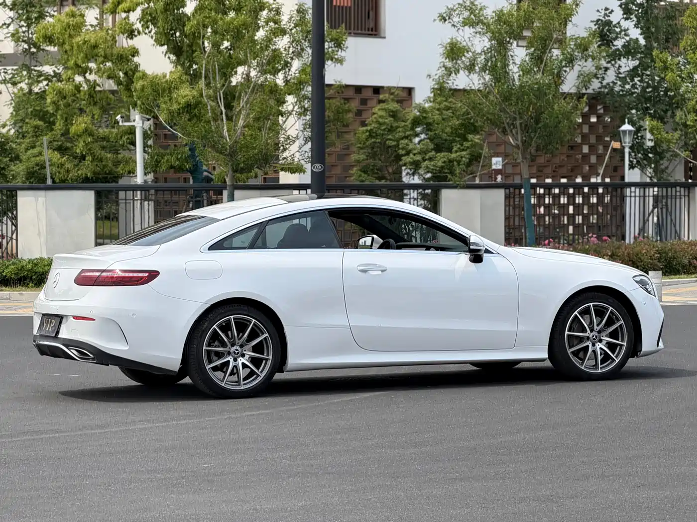 Mercedes-Benz E-Class (Import) 2021 E 260 Coupe фото 8
