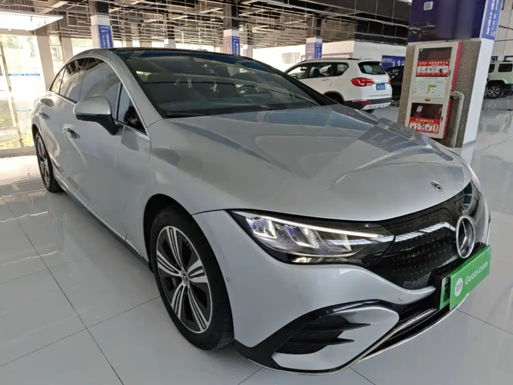 Фото 4 - Mercedes-Benz EQE