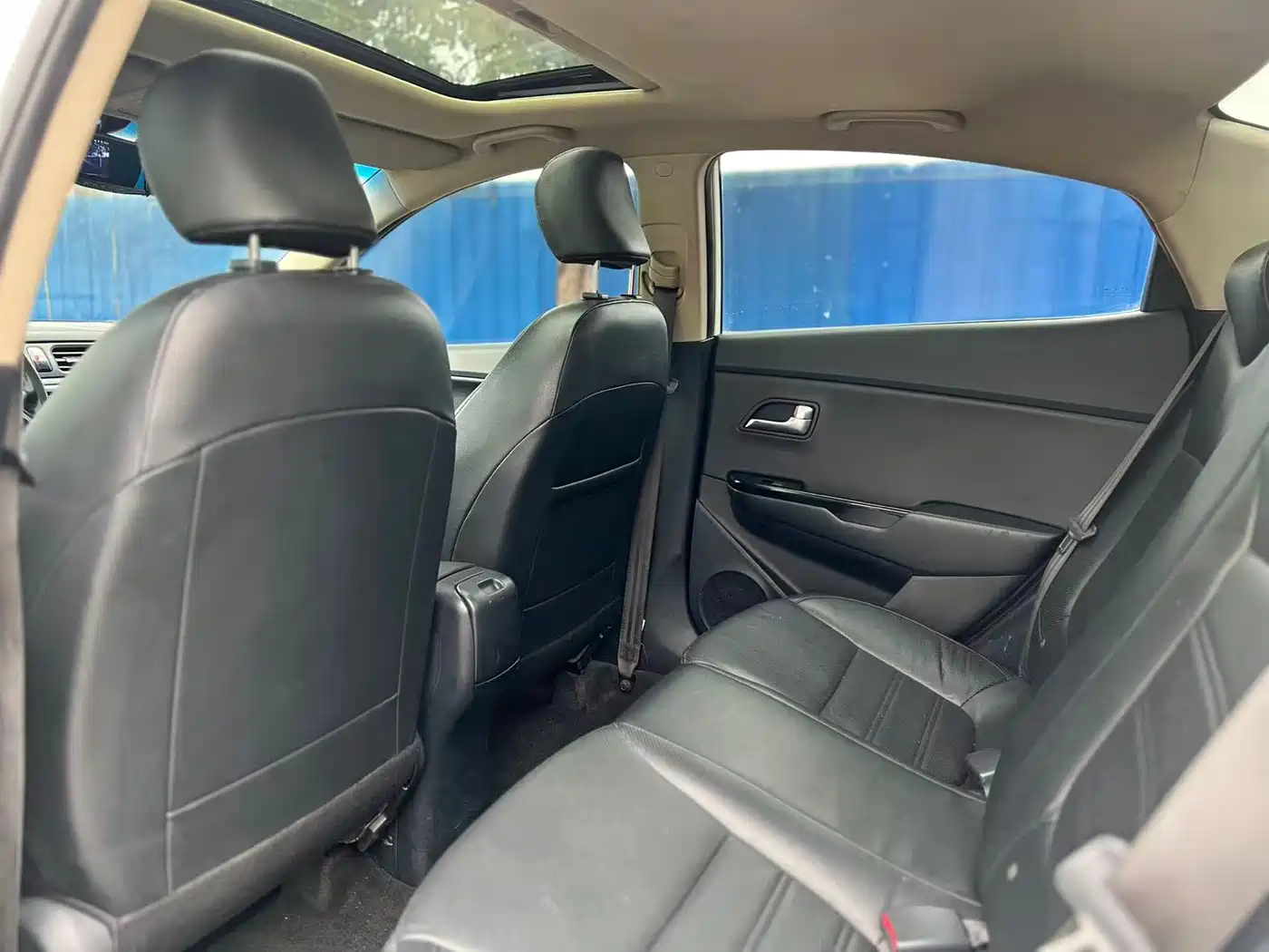 Kia K2 2015 Sedan 1.6L AT Premium фото 12