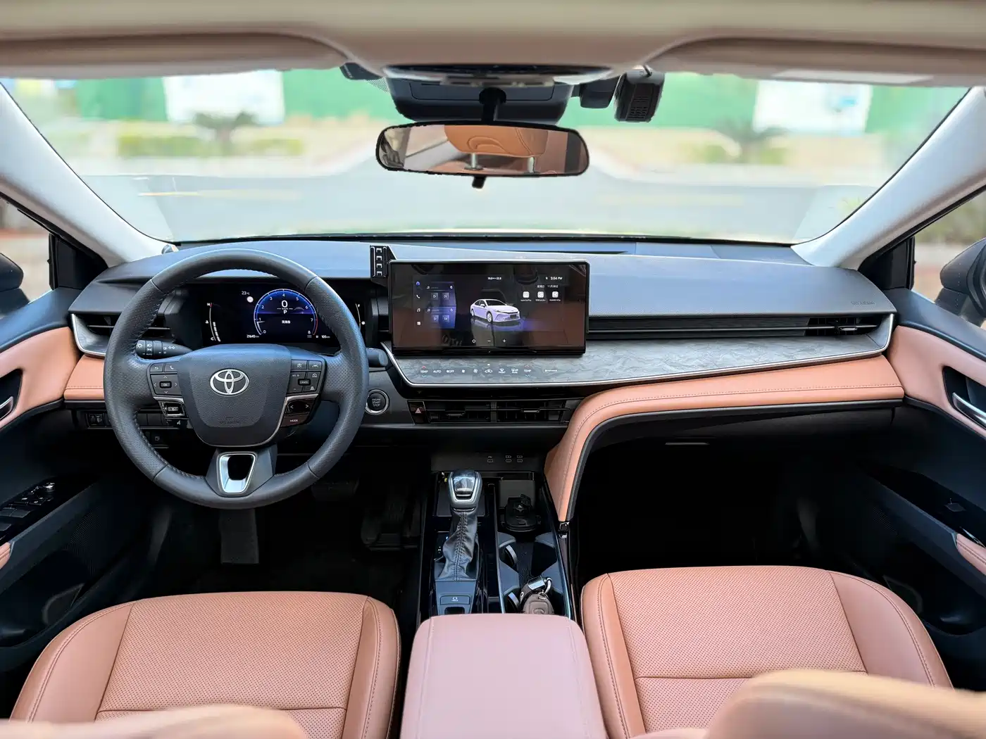 Toyota Camry 2025 2024 2.0GVP Luxury Edition