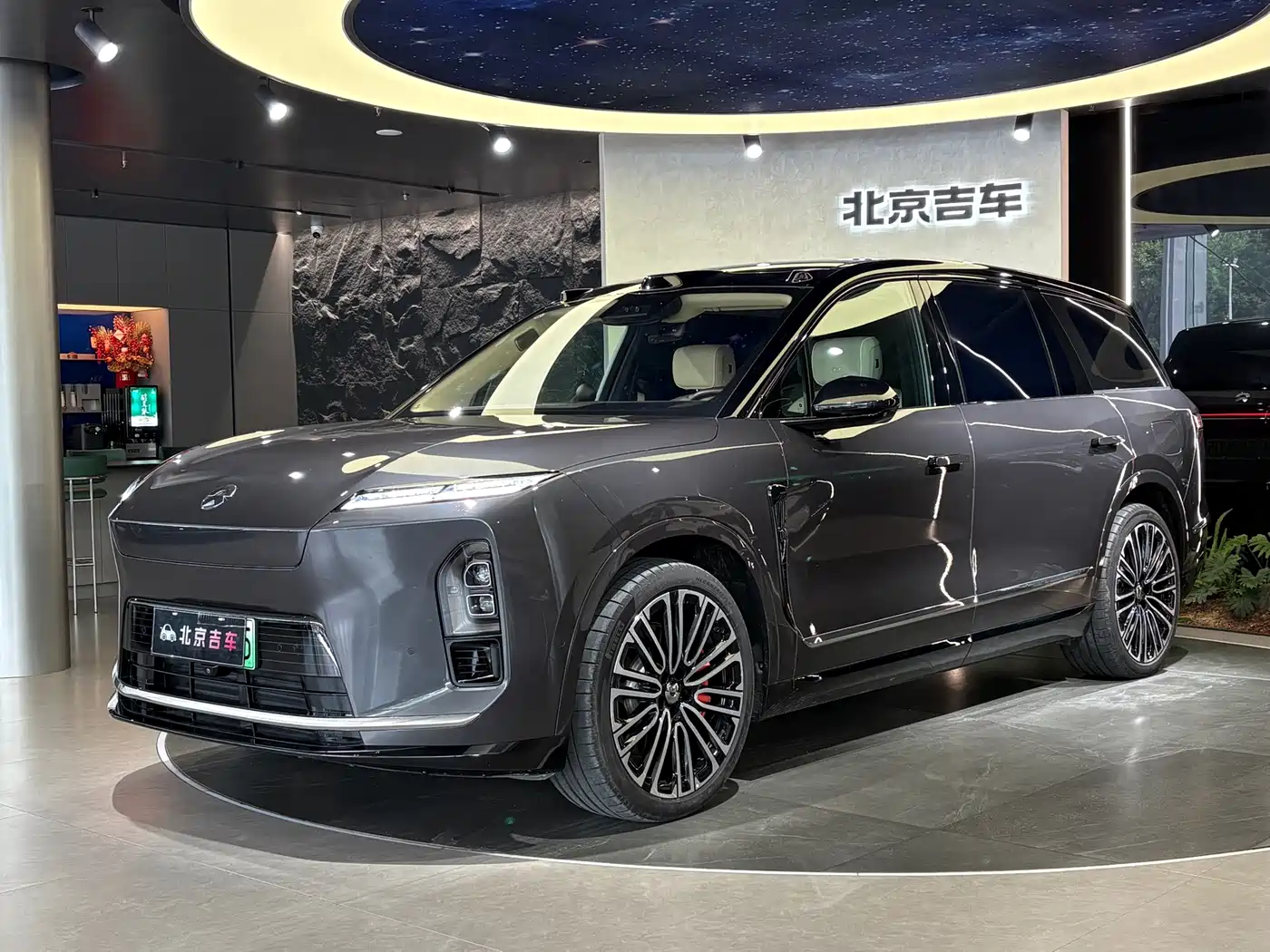 NIO ES8 2025 2025 Base Model