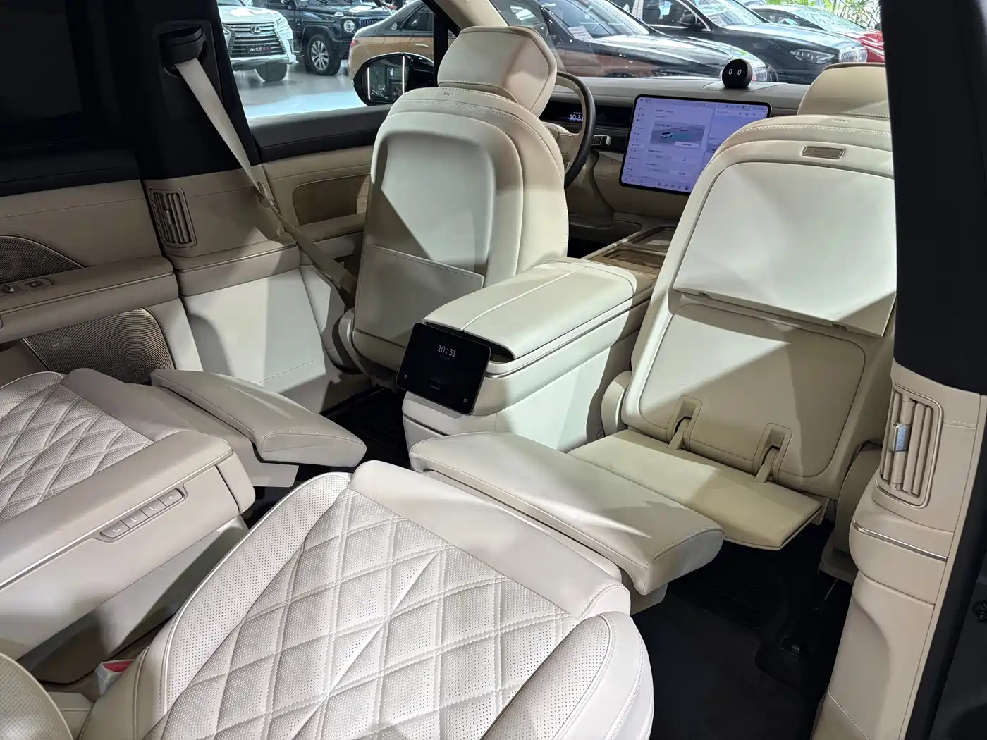 NIO ES8 2025 2025 Base Model