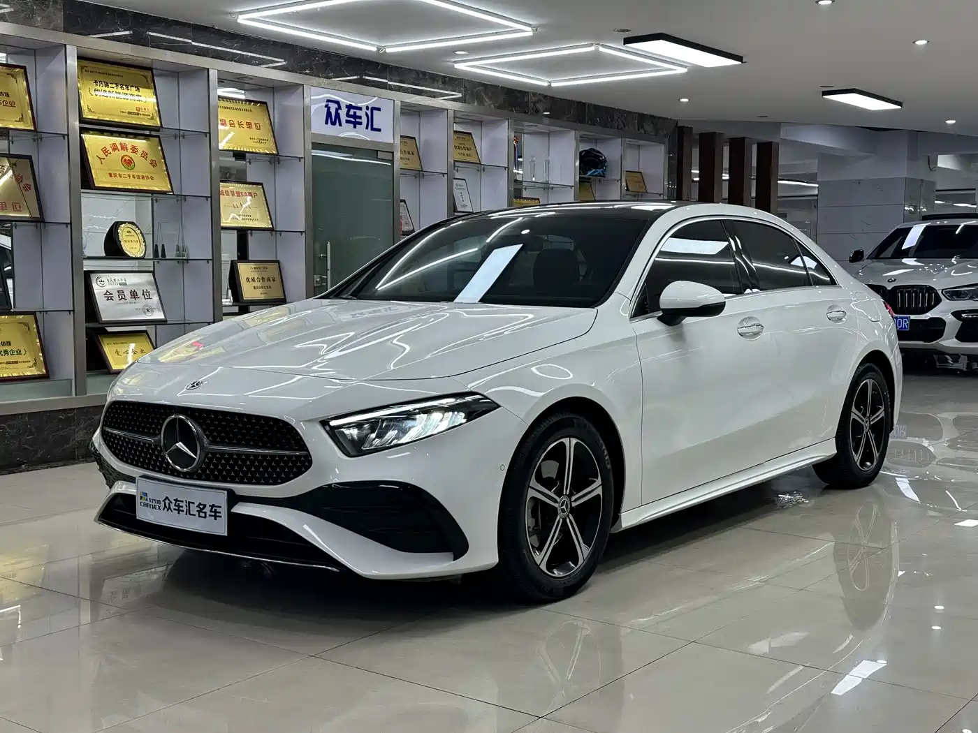 Mercedes-Benz A-Class 2024 A 200 L Fashion Edition