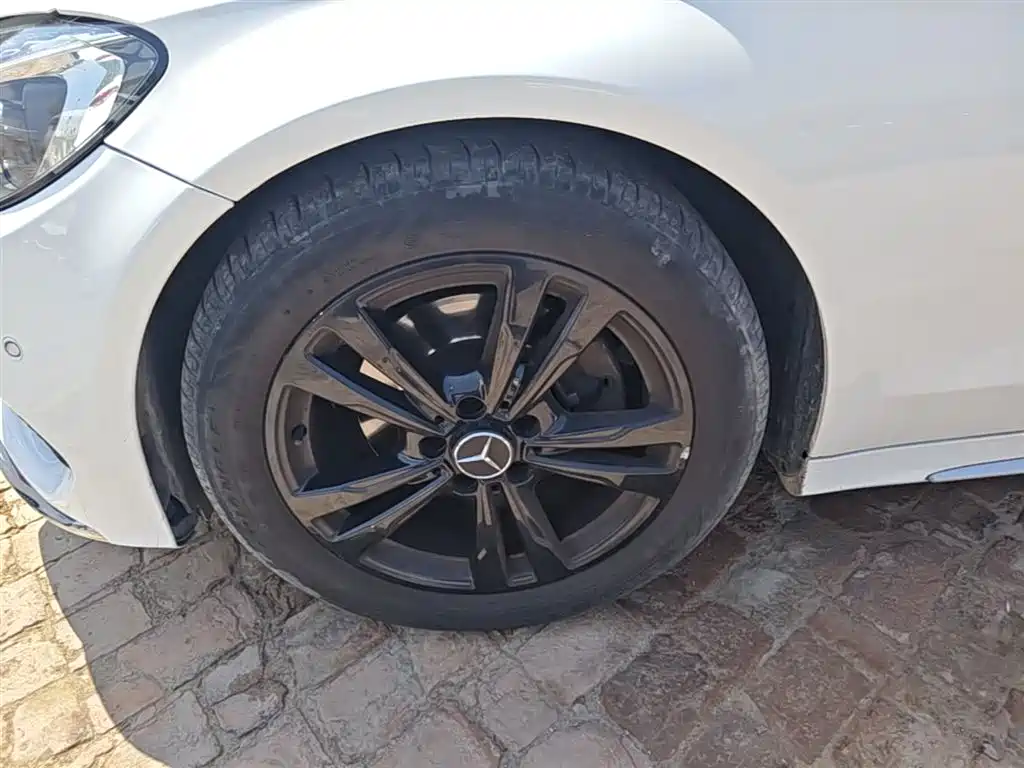 Mercedes-Benz C-Class 2016 C 200 L Sport фото 23