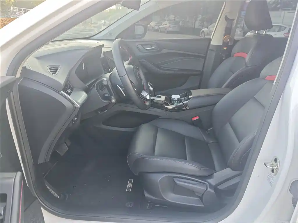 Фото 6 - MG MG5