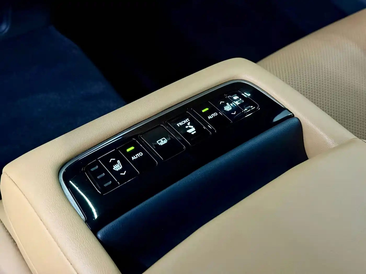 Lexus LS 2022 2023 500h Excellence Edition