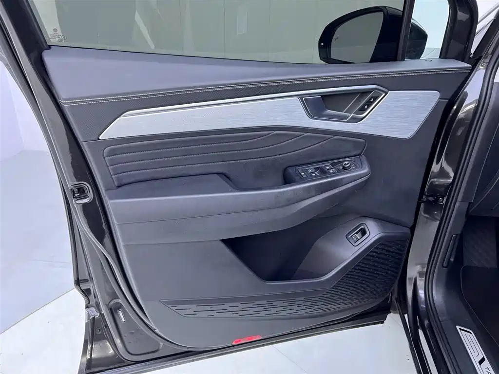 Volkswagen Talagon 2023 Facelift 380TSI 4WD Luxury Premium Pro Edition 6-Seater фото 17