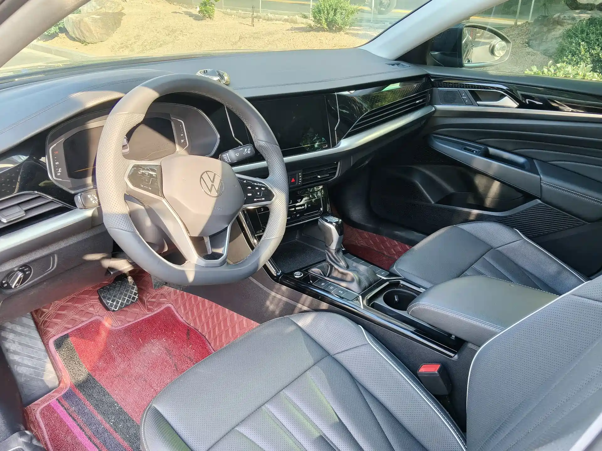 Photo 8 - Volkswagen Passat