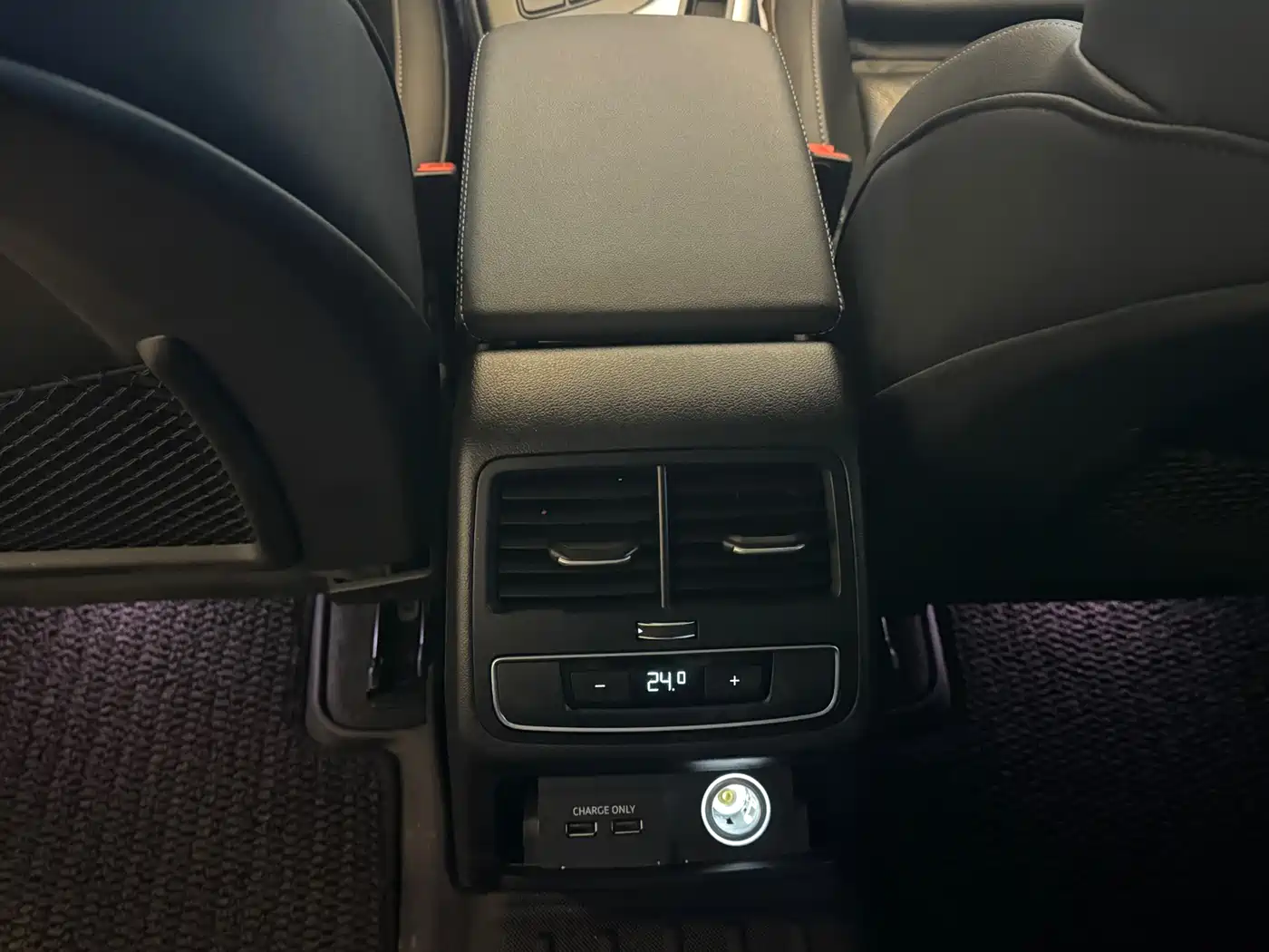 Audi A4L 2020 40 TFSI Fashion Dynamic Edition фото 11