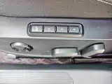 Photo 7 - Volkswagen Golf
