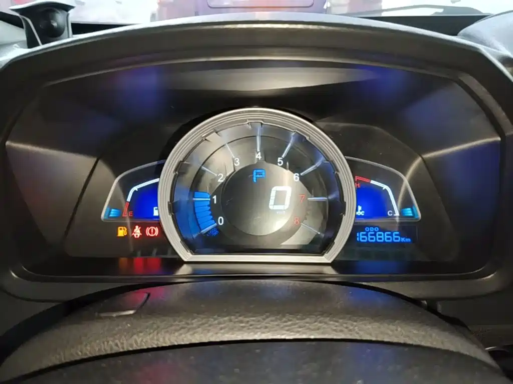 Luxgen U6 SUV 2015 2014 2.0T Wisdom Premium