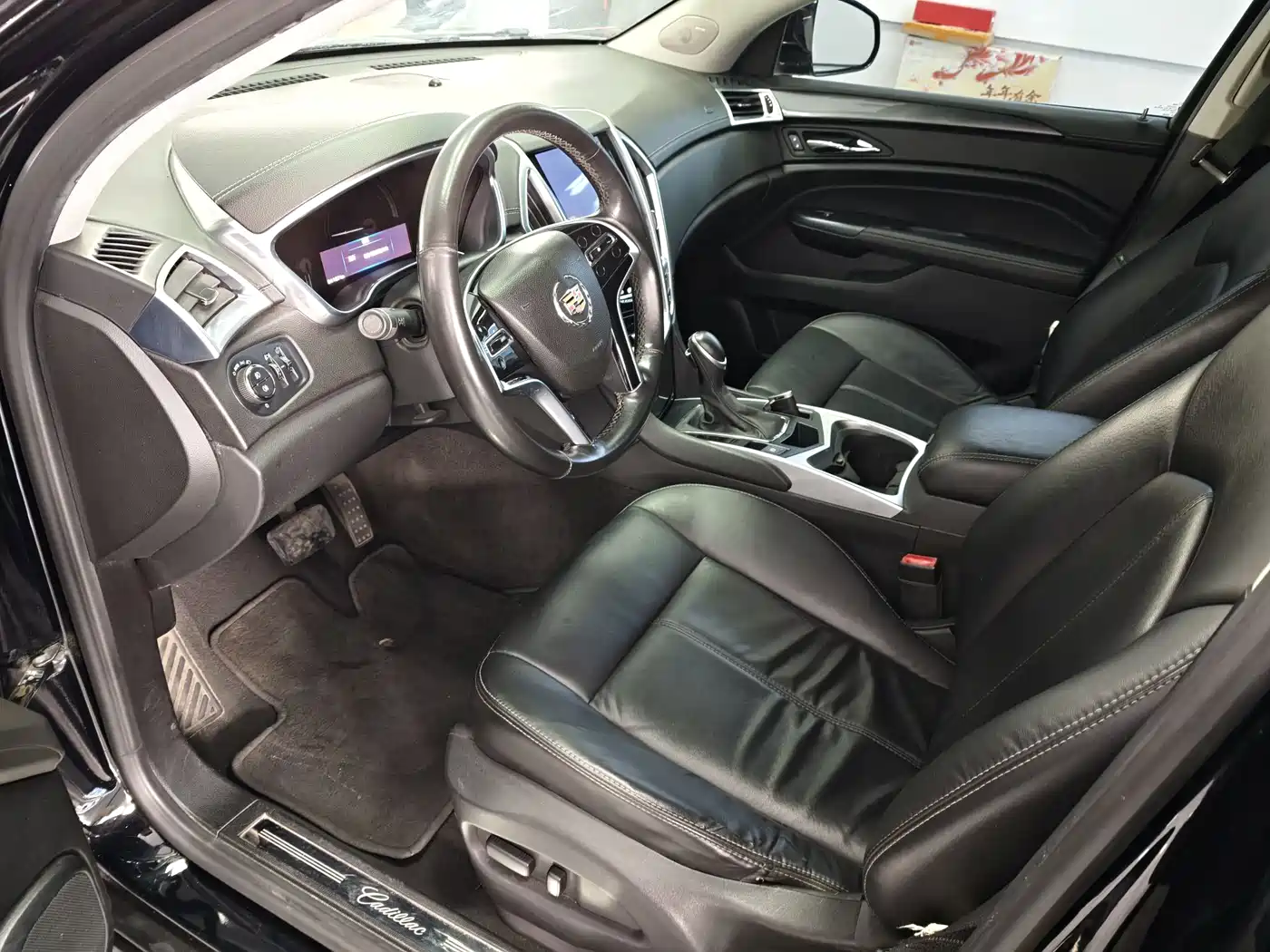 Cadillac SRX 2014 3.0L Comfort Model фото 14
