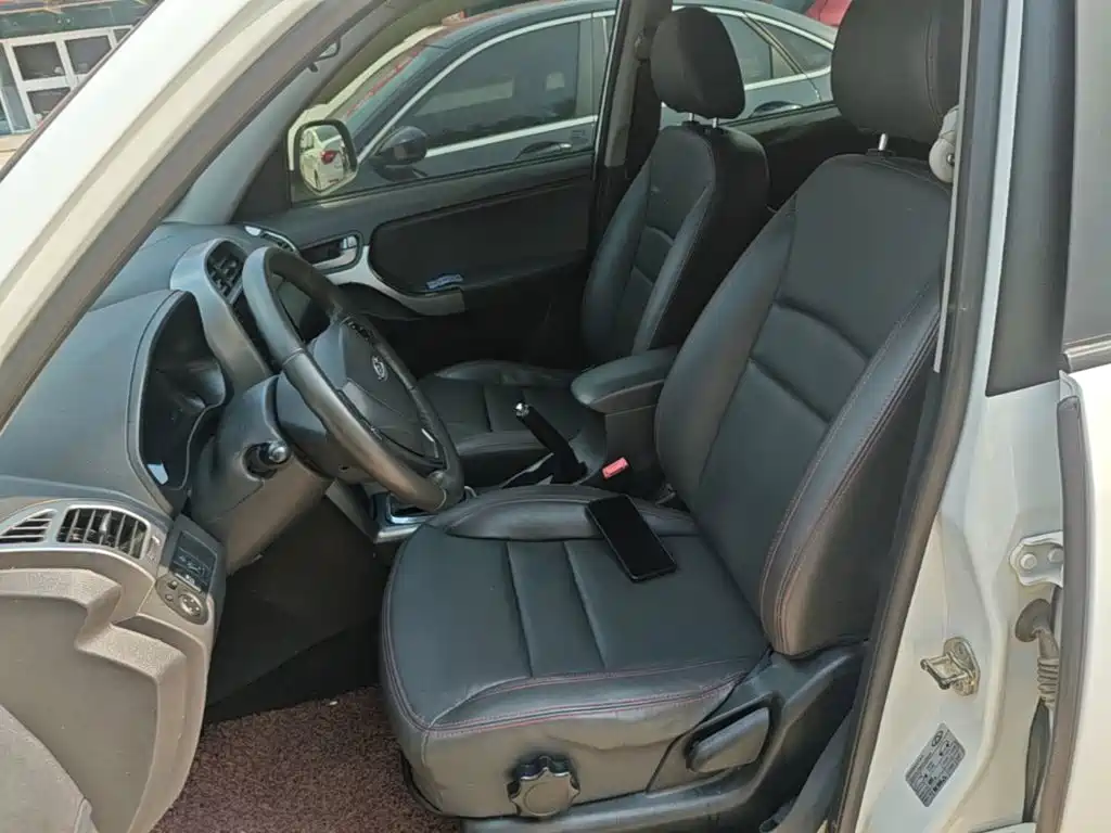 Chery Tiggo 3 2016 2015 1.6L Manual Zhi Shang Memorial Edition