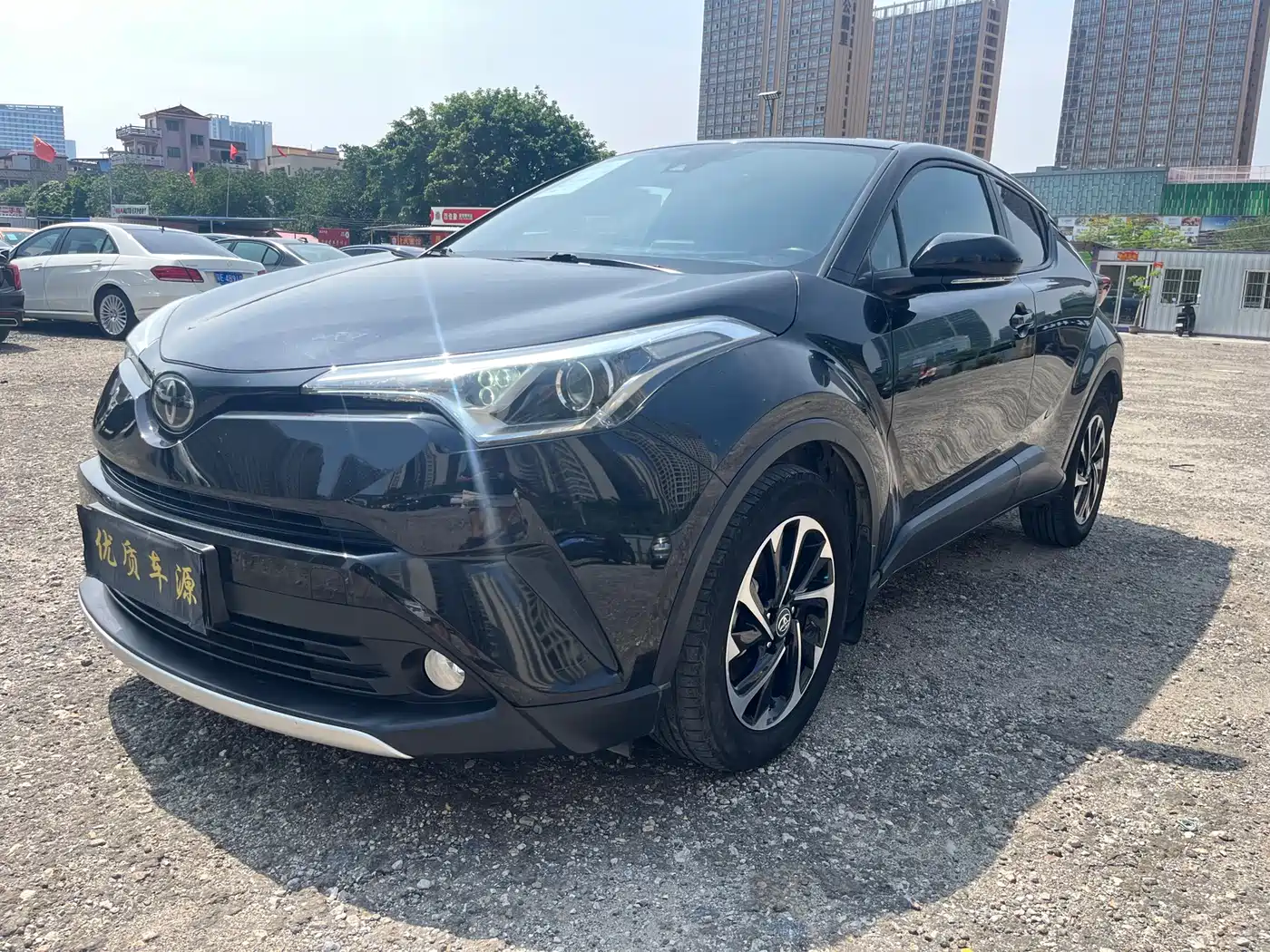 Toyota IZOA 2018 2.0L Speed Edition China VI фото 3