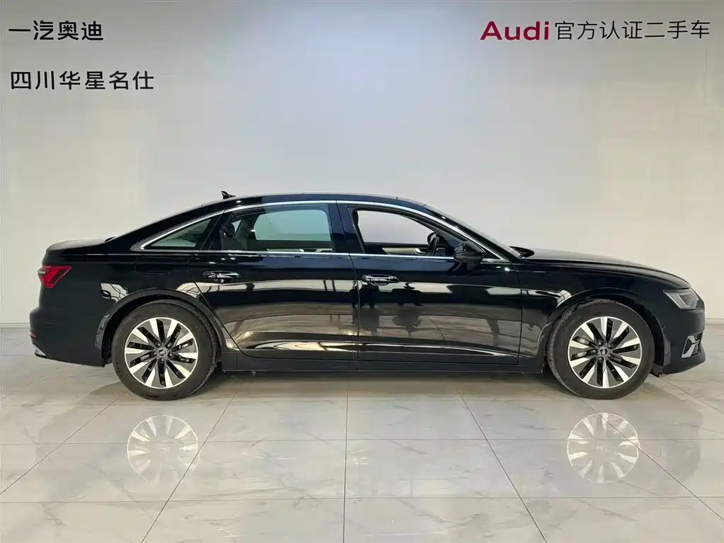 Audi A6L 2023 45 TFSI Premium Selection Elegance фото 3