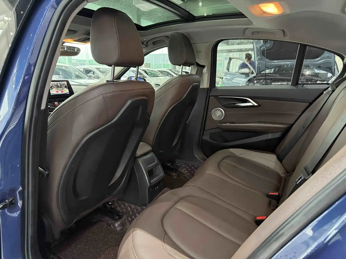 BMW 1 Series 2021 Facelift 120i M Sport Shadow Edition фото 12