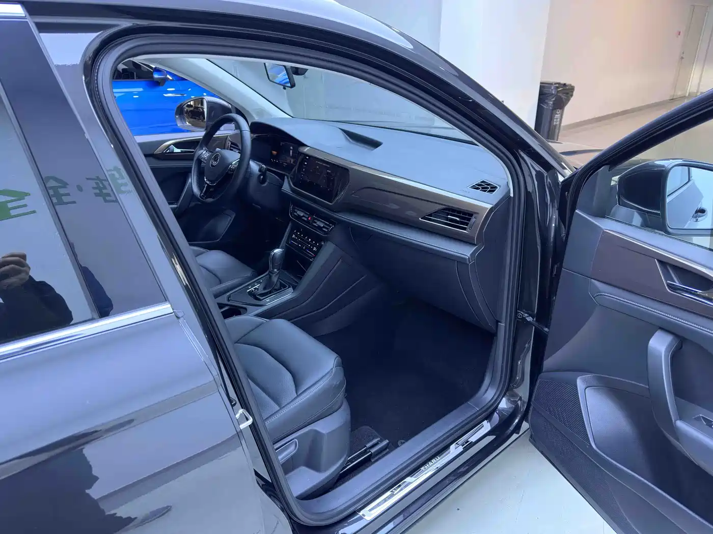 VOLKSWAGEN TUYUE