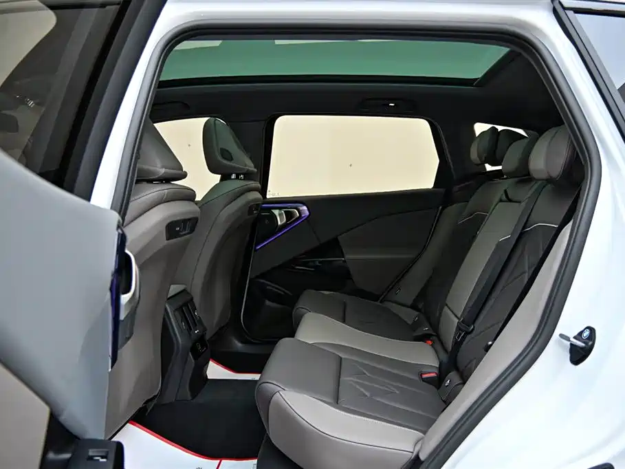 BMW X3 2025 xDrive30L Leading M Sport Package фото 12